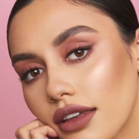 Too Faced Whipped Chocolate Liquid Eyeshadow in Tirami-sue-me - Picture 4 of 9